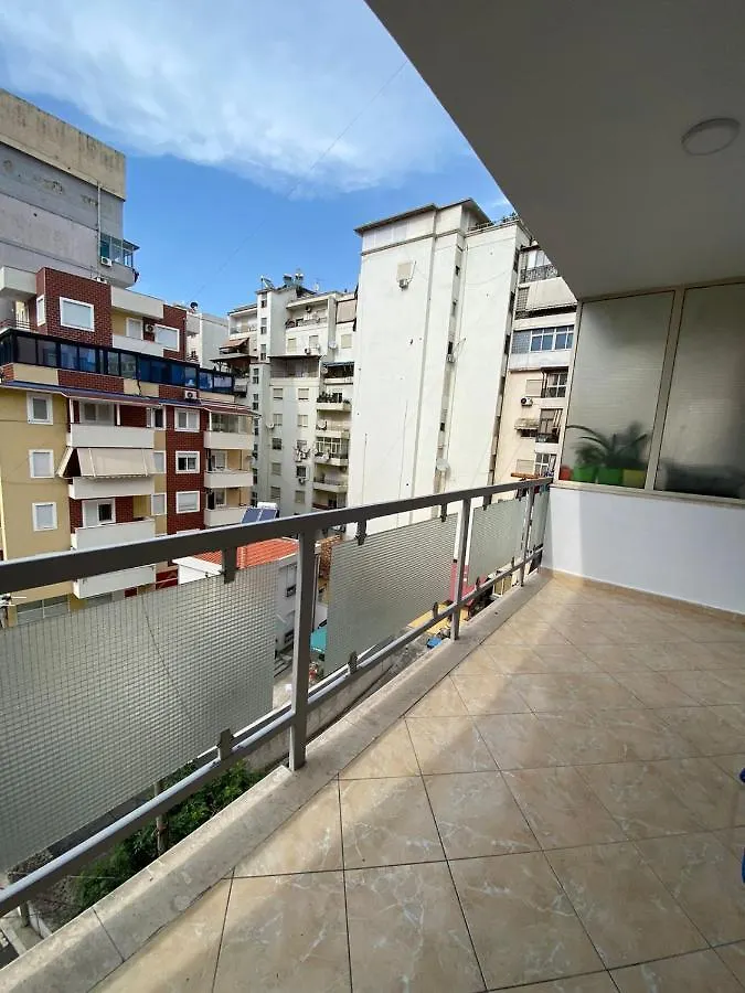 Chlo Apartment 2 Tirana