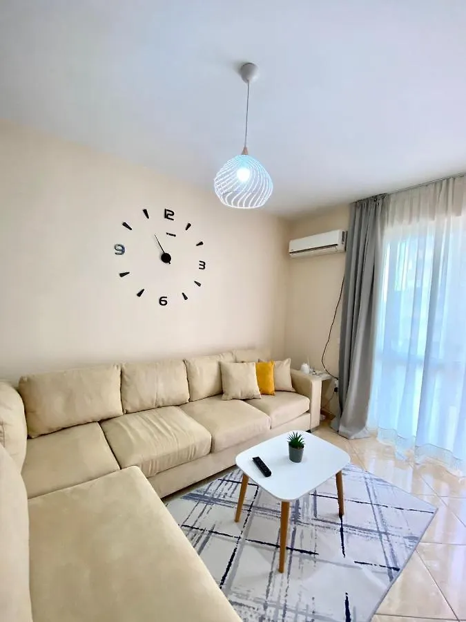 Chlo Apartment 2 Tirana