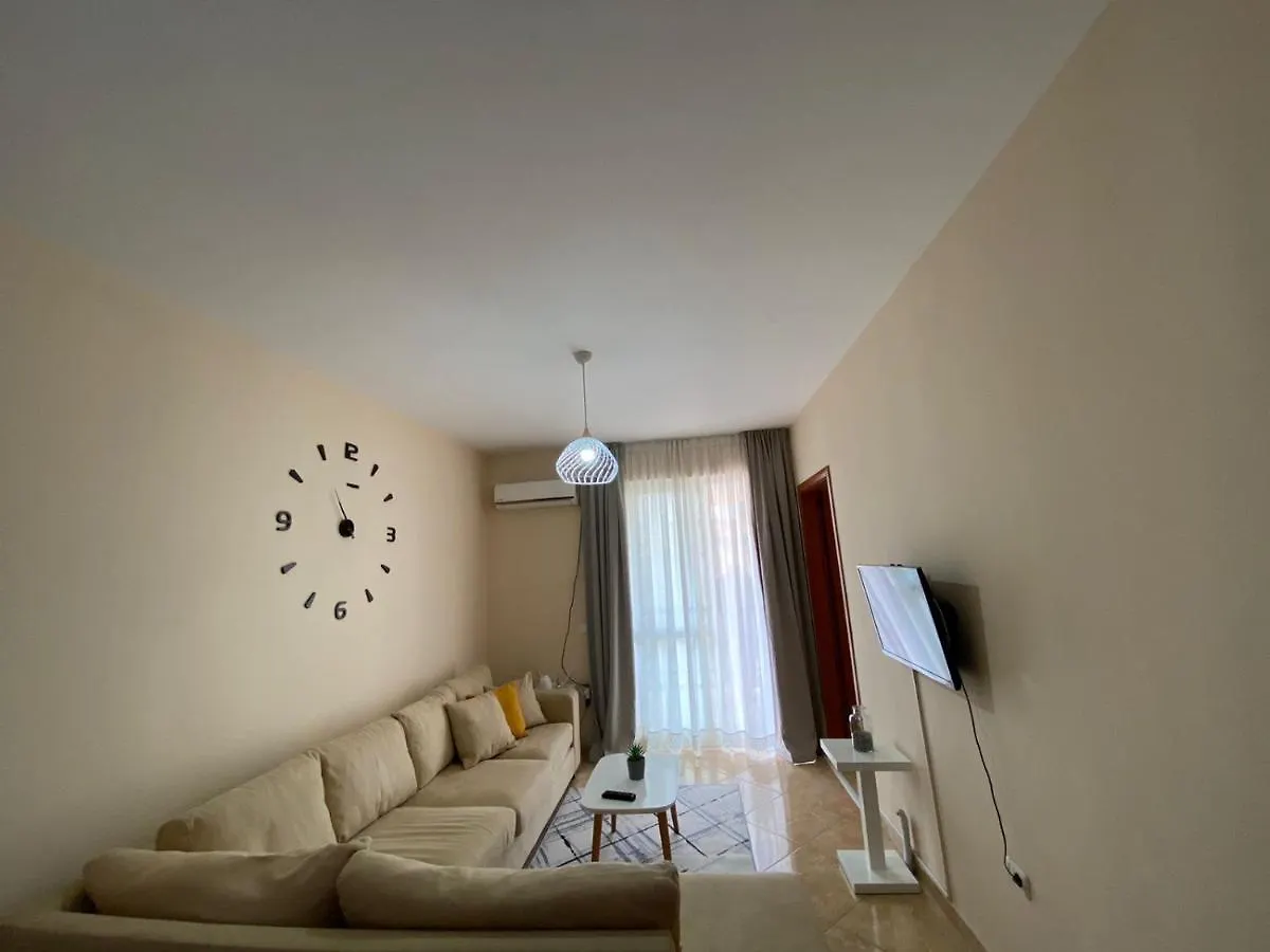 Chlo Apartment 2 Tirana